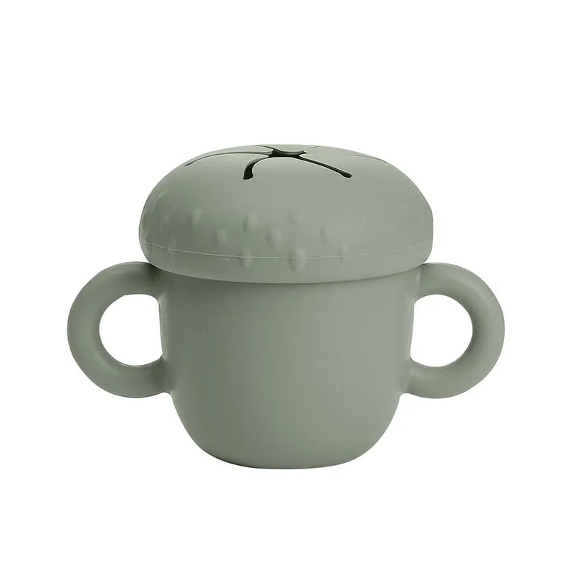 Portable Silicone Snack Cup with Lid – Leak-Resistant Food Storage Container for Toddlers & Kids, Travel-Friendly Snack Holder